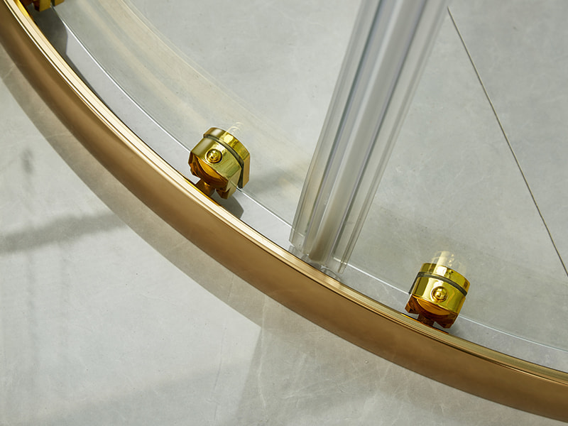 SE liukuva suihkukaappi, kirkas karkaistu lasi, kultainen alumiiniprofiili, kaksireikäinen kahva, ilman alustaa SE liukuva suihkukaappi, kirkas karkaistu lasi, kultainen alumiiniprofiili, kaksireikäinen kahva, ilman alustaa